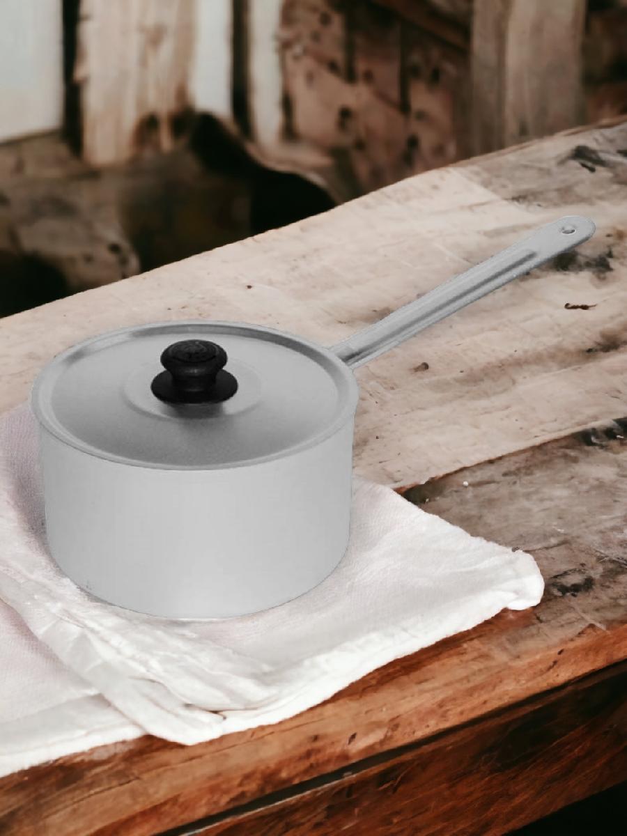 Кастрюля с металлическими ручками и крышкой 1л. - 14010